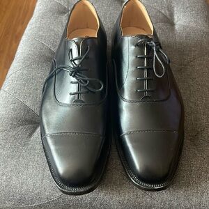 Mens shoes